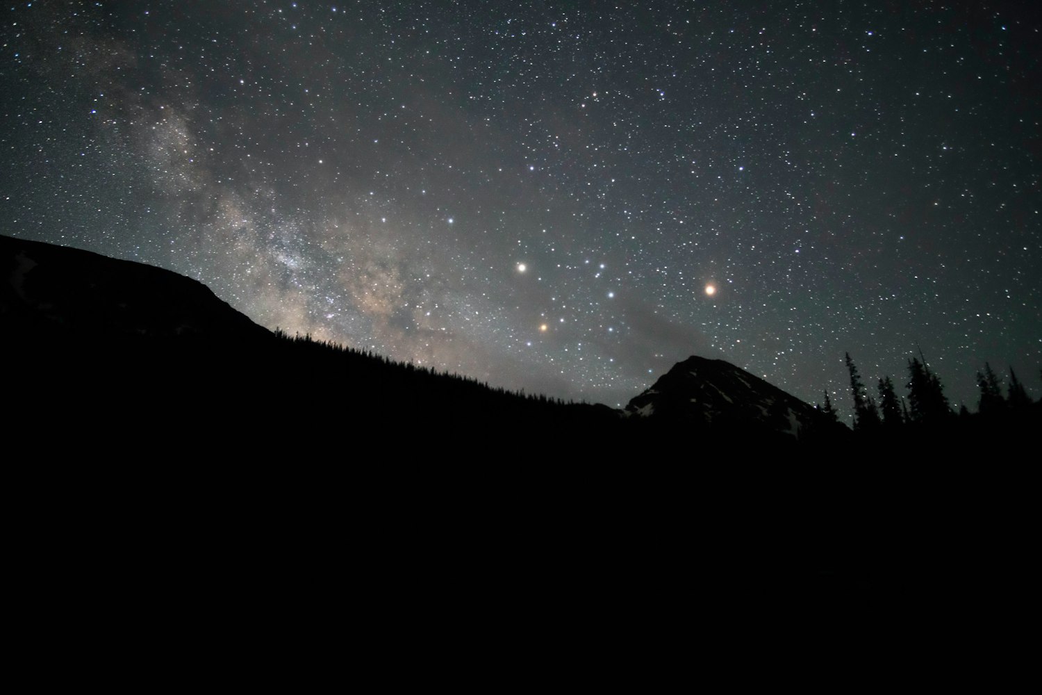 免费高清星空图片去哪儿找？这份超实用攻略请收好